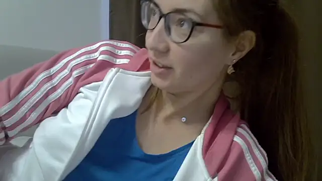 Ashleyspice online show from October 28, 2025, 6:56 am