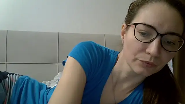 Ashleyspice online show from March 18, 2025, 7:22 am