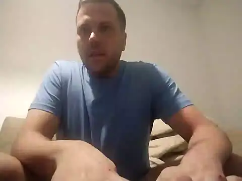 Snapshot of ikspeb91 chatting on January 10, 2025, 3:50 am ikspeb91 online show from January 10, 2025, 3:50 am