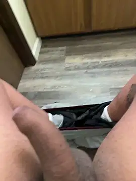 Snapshot of marhi32 chatting on November 8, 2025, 2:09 pm marhi32 online show from November 8, 2025, 2:09 pm