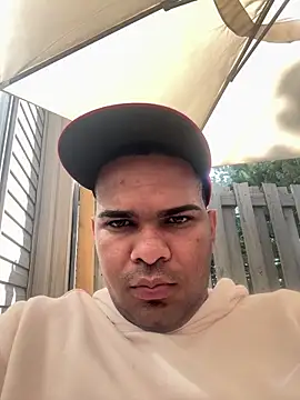 Snapshot of marhi32 chatting on September 18, 2025, 4:10 pm marhi32 online show from September 18, 2025, 4:10 pm