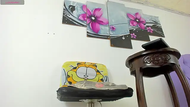 baiolethX online show from November 9, 2025, 6:12 pm