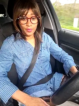 Snapshot of guardami1988 chatting on November 19, 2025, 12:49 pm guardami1988 online show from November 19, 2025, 12:49 pm