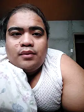 MariaDhorathea online show from December 22, 2025, 4:01 am