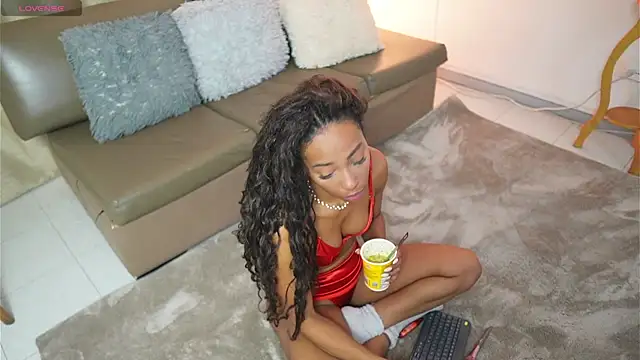 Snapshot of Valeriestyle chatting on January 14, 2026, 4:27 am Valeriestyle online show from January 14, 2026, 4:27 am