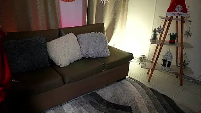 Snapshot of Valeriestyle chatting on December 5, 2025, 3:49 am Valeriestyle online show from December 5, 2025, 3:49 am