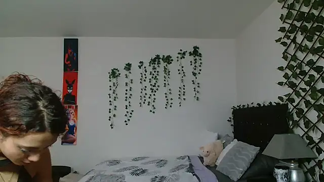 Snapshot of Pinkye_skarlet chatting on October 19, 2025, 8:22 pm Pinkye skarlet online show from October 19, 2025, 8:22 pm