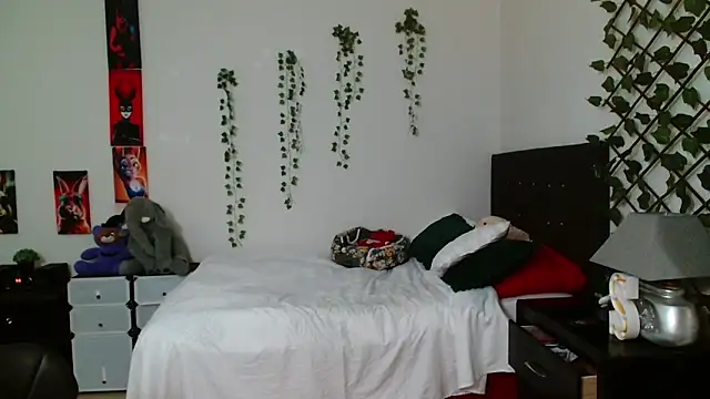 Snapshot of Pinkye_skarlet chatting on September 14, 2025, 8:42 pm Pinkye skarlet online show from September 14, 2025, 8:42 pm