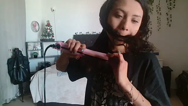 Snapshot of Pinkye_skarlet chatting on December 2, 2025, 5:58 pm Pinkye skarlet online show from December 2, 2025, 5:58 pm