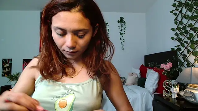 Snapshot of Pinkye_skarlet chatting on September 11, 2025, 6:02 am Pinkye skarlet online show from September 11, 2025, 6:02 am