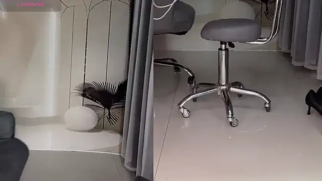 stripchat-yaoyao online show from March 27, 2026, 12:30 am