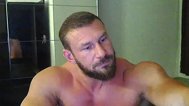 Snapshot of muscularkevin chatting on August 4, 2026, 6:12 pm muscularkevin online show from August 4, 2026, 6:12 pm