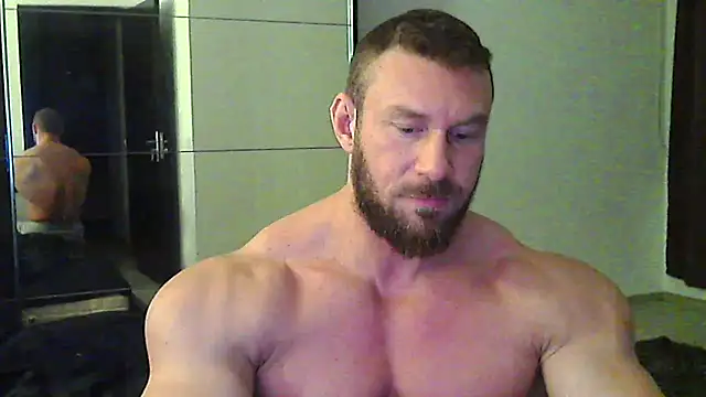 muscularkevin online show from February 9, 2026, 4:43 am