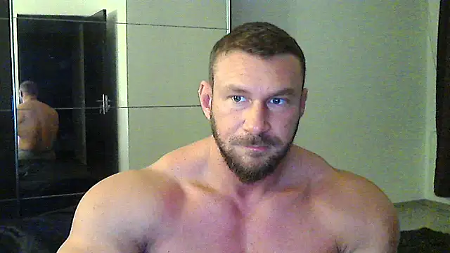 muscularkevin online show from October 19, 2025, 3:20 am