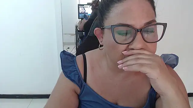 Katha Marck online show from April 14, 2026, 5:29 pm