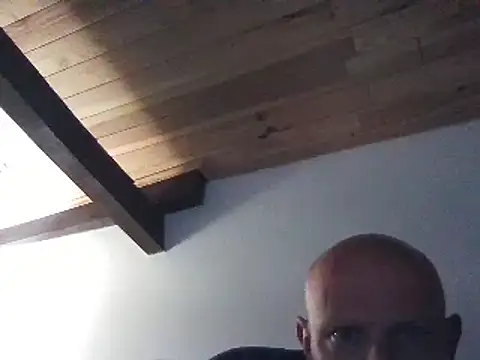 Snapshot of davigochi77bcn chatting on March 13, 2025, 9:48 pm davigochi77bcn online show from March 13, 2025, 9:48 pm