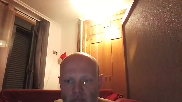 Snapshot of davigochi77bcn chatting on December 4, 2024, 8:45 pm davigochi77bcn online show from December 4, 2024, 8:45 pm