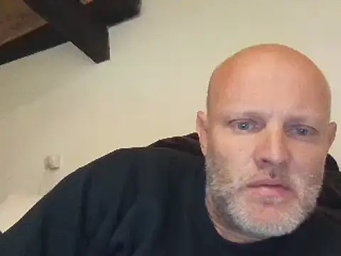 Snapshot of davigochi77bcn chatting on March 21, 2025, 8:29 pm davigochi77bcn online show from March 21, 2025, 8:29 pm