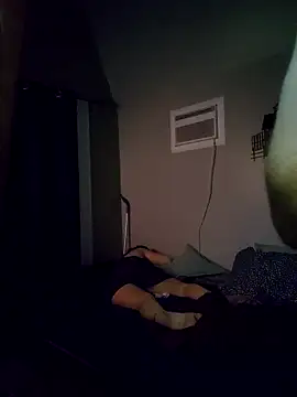 Hotredheadandtoungelasher online show from December 3, 2025, 8:36 am