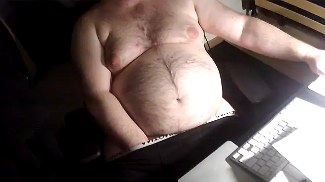 Snapshot of sr4343 chatting on December 31, 2024, 10:45 pm sr4343 online show from December 31, 2024, 10:45 pm