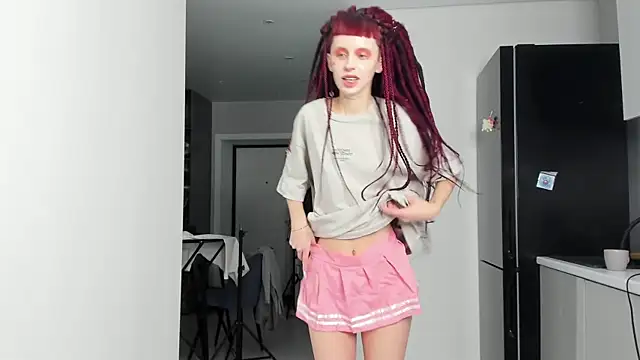 Snapshot of FlowerOfSin2001 chatting on March 8, 2025, 3:24 pm FlowerOfSin2001 online show from March 8, 2025, 3:24 pm