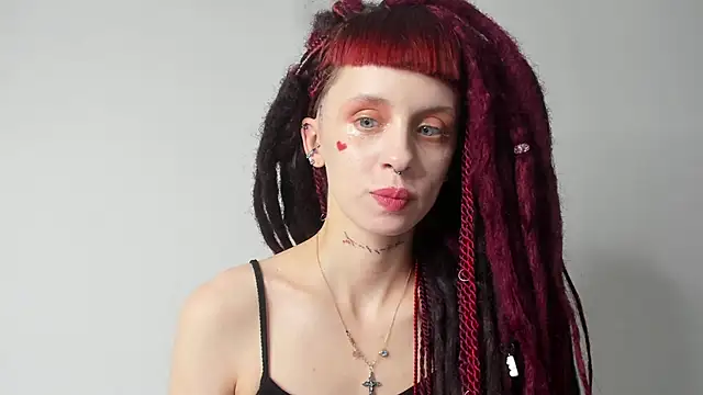 Snapshot of FlowerOfSin2001 chatting on February 27, 2025, 1:28 pm FlowerOfSin2001 online show from February 27, 2025, 1:28 pm