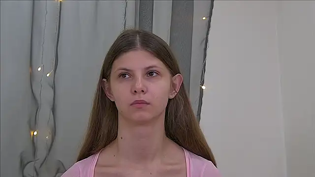 Snapshot of AudreyBarlow chatting on October 31, 2025, 6:32 am AudreyBarlow online show from October 31, 2025, 6:32 am