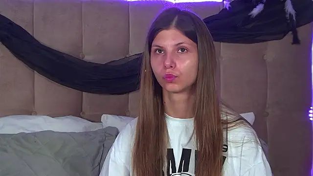 Snapshot of AudreyBarlow chatting on November 2, 2025, 6:24 pm AudreyBarlow online show from November 2, 2025, 6:24 pm