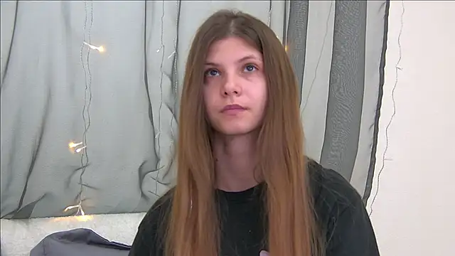 Snapshot of AudreyBarlow chatting on November 1, 2025, 10:31 am AudreyBarlow online show from November 1, 2025, 10:31 am