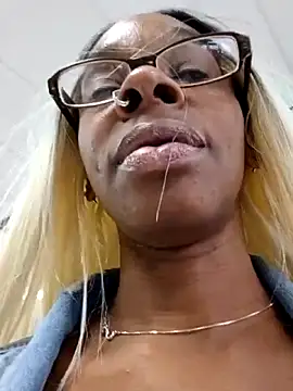 Jasmine FullsShine online show from April 9, 2026, 11:55 pm