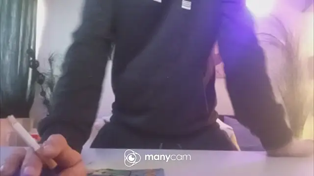 Snapshot of der_dino30 chatting on March 1, 2026, 2:28 pm der dino30 online show from March 1, 2026, 2:28 pm