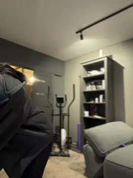 Snapshot of Bastet chatting on February 15, 2026, 11:36 pm Bastet online show from February 15, 2026, 11:36 pm