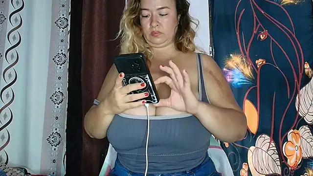 Snapshot of brenlissy89 chatting on June 20, 2026, 3:28 pm brenlissy89 online show from June 20, 2026, 3:28 pm
