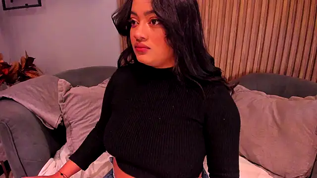 Snapshot of Sariitaa_ chatting on October 24, 2025, 3:22 pm Sariitaa online show from October 24, 2025, 3:22 pm