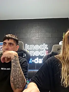 Elnonoykeila77 online show from November 10, 2025, 10:37 pm