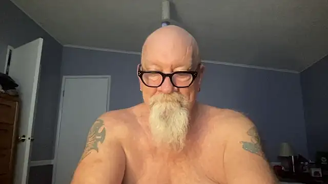 Snapshot of kcbace61760 chatting on January 13, 2026, 5:00 am kcbace61760 online show from January 13, 2026, 5:00 am