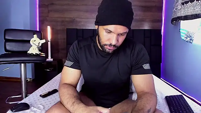 anthonylatynxd online show from February 10, 2025, 9:15 pm