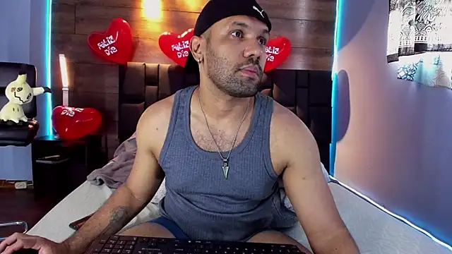 anthonylatynxd online show from February 14, 2025, 8:15 pm