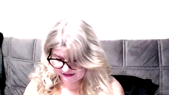 Diana 49 online show from February 25, 2026, 2:34 am