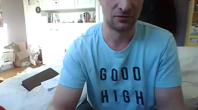 MmaxX004 online show from February 26, 2025, 8:39 am