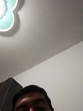 Chocolatinajet online show from October 4, 2025, 2:35 am