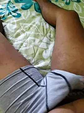 Chocolatinajet online show from November 19, 2025, 6:41 pm