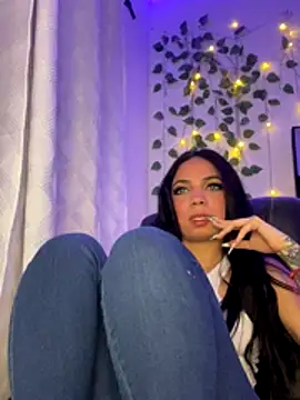 iam jaylow89 online show from November 27, 2025, 7:53 am