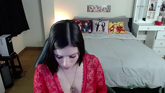 Snapshot of kittykat18x chatting on June 19, 2026, 2:06 am kittykat18x online show from June 19, 2026, 2:06 am