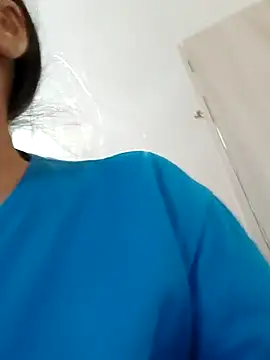 Snapshot of Zulfiya_Bruce chatting on November 15, 2025, 7:18 pm Zulfiya Bruce online show from November 15, 2025, 7:18 pm