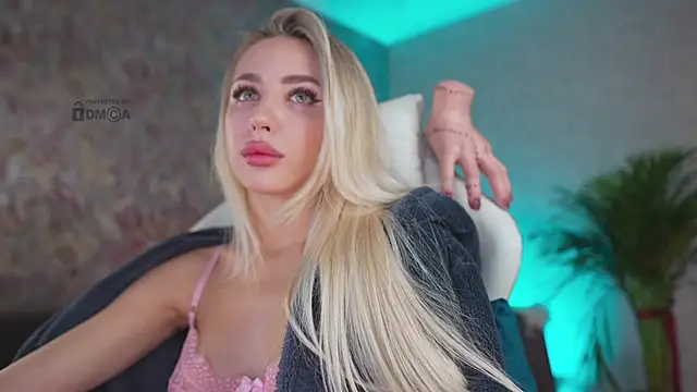 Snapshot of misstics_ chatting on October 23, 2025, 5:44 pm misstics online show from October 23, 2025, 5:44 pm