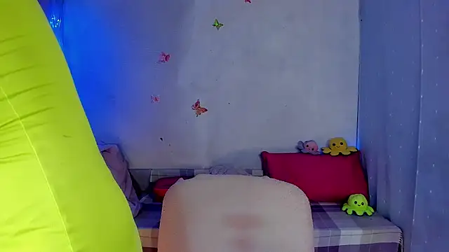 LickLizzy online show from November 24, 2025, 9:48 pm