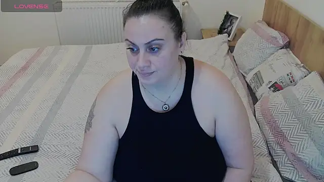 Snapshot of fayette_ chatting on February 6, 2026, 2:07 am fayette online show from February 6, 2026, 2:07 am