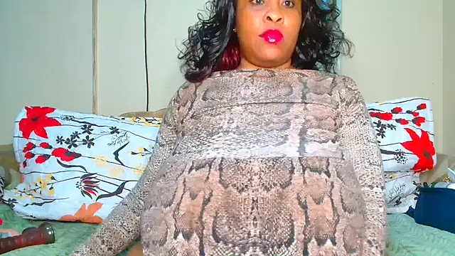 Ebonylovelyx online show from April 12, 2026, 3:10 am