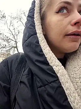 Keli Jessi online show from February 21, 2026, 1:13 pm